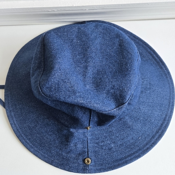 New Wyeth Birdie UPF 50 Sun Rated Packable Denim Strap Bucket Hat One Size NWT - Picture 9 of 12